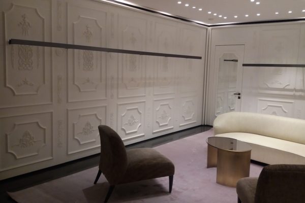 ARREDAMENTO NEGOZI FENDI 5