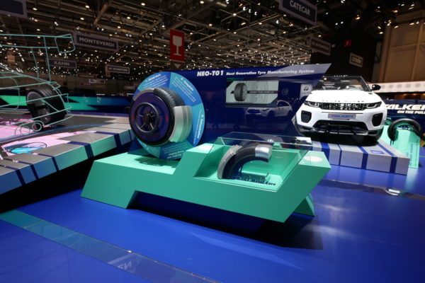 ALLESTIMENTI FIERISTICI FALKEN MOTORSHOW GINEVRA 17 5