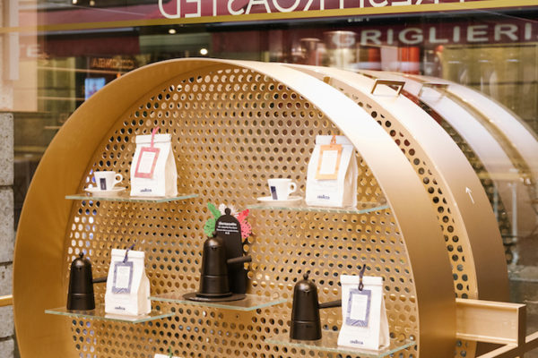 LAVAZZA ARREDAMENTO NEGOZIO MILANO FLAGSHIP GROCERY 15