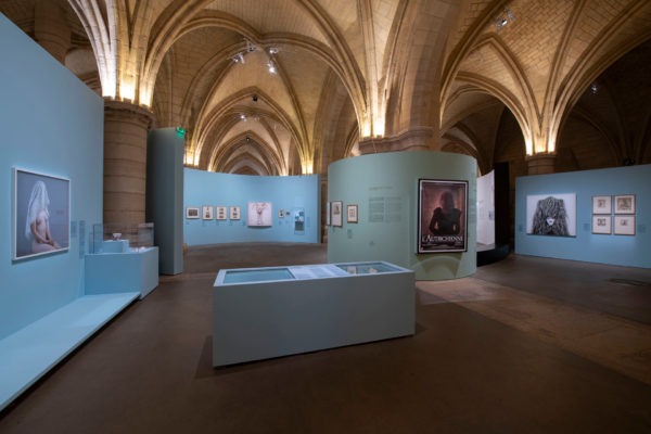 ALLESTIMENTO MOSTRA PARIGI CONCIERGERIE LOW crédit ©Didier Plowy 3