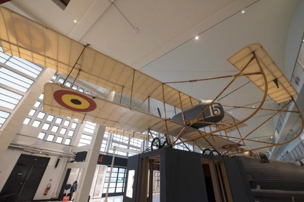 ALLESTIMENTO--Musée-de-l’Air-et-de-l’Espace-Le-Bourget-Paris-UFFICIALI-17