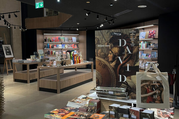 LOUVRE BOUTIQUE IMG_4004