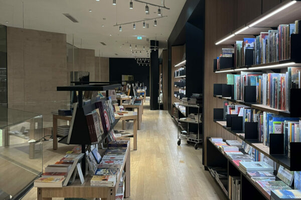 LOUVRE BOUTIQUE IMG_4007