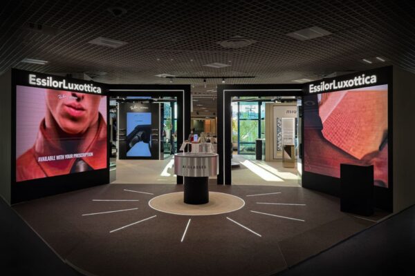 LUXOTTICA CANNES TFWA set26 23